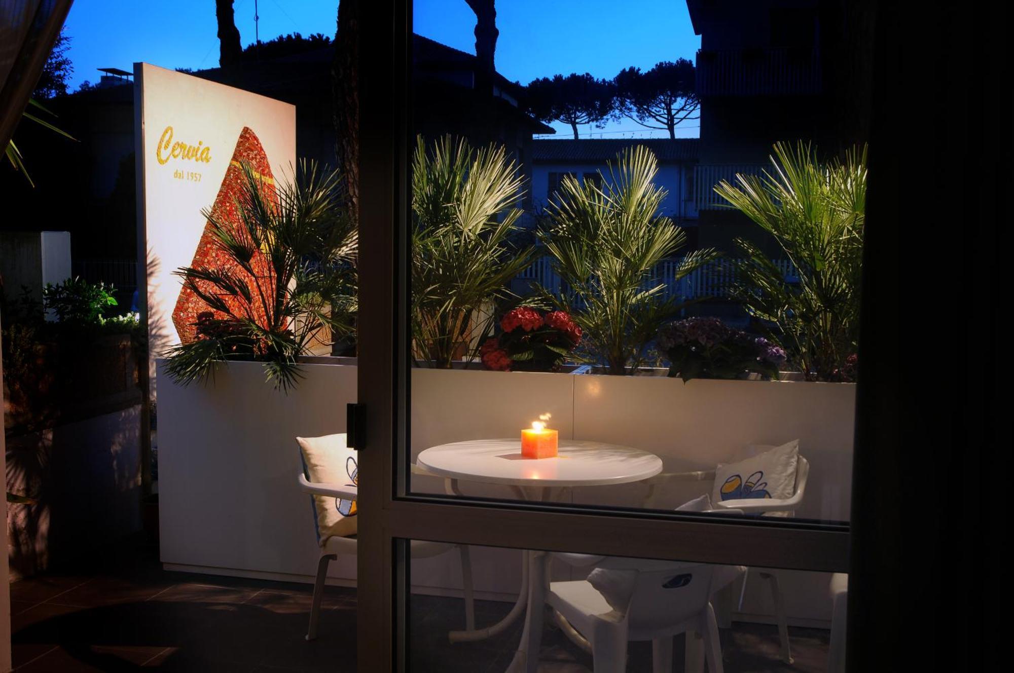 Hotel Eros Residence Cervia Exterior photo