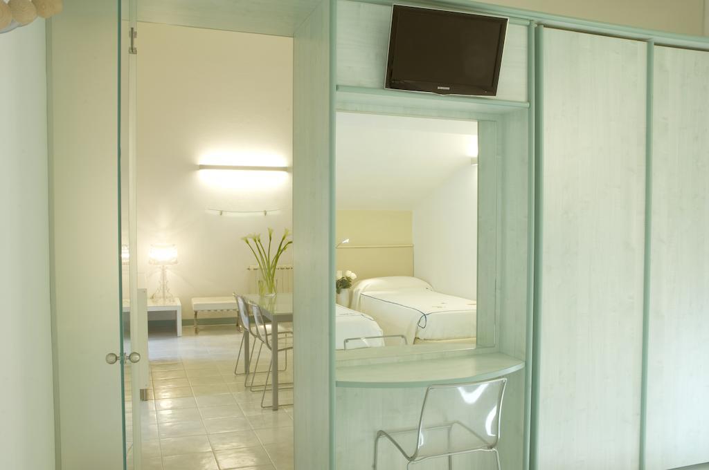 Hotel Eros Residence Cervia Exterior photo